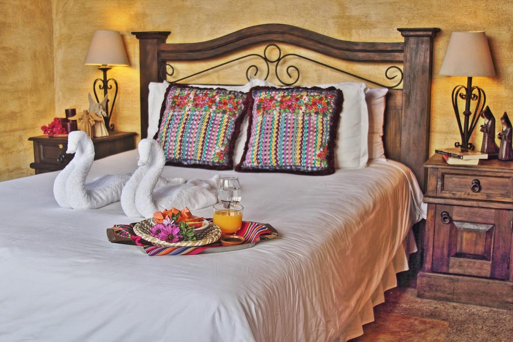 Hotel Casa Del Parque By Ahs Antigua Екстер'єр фото