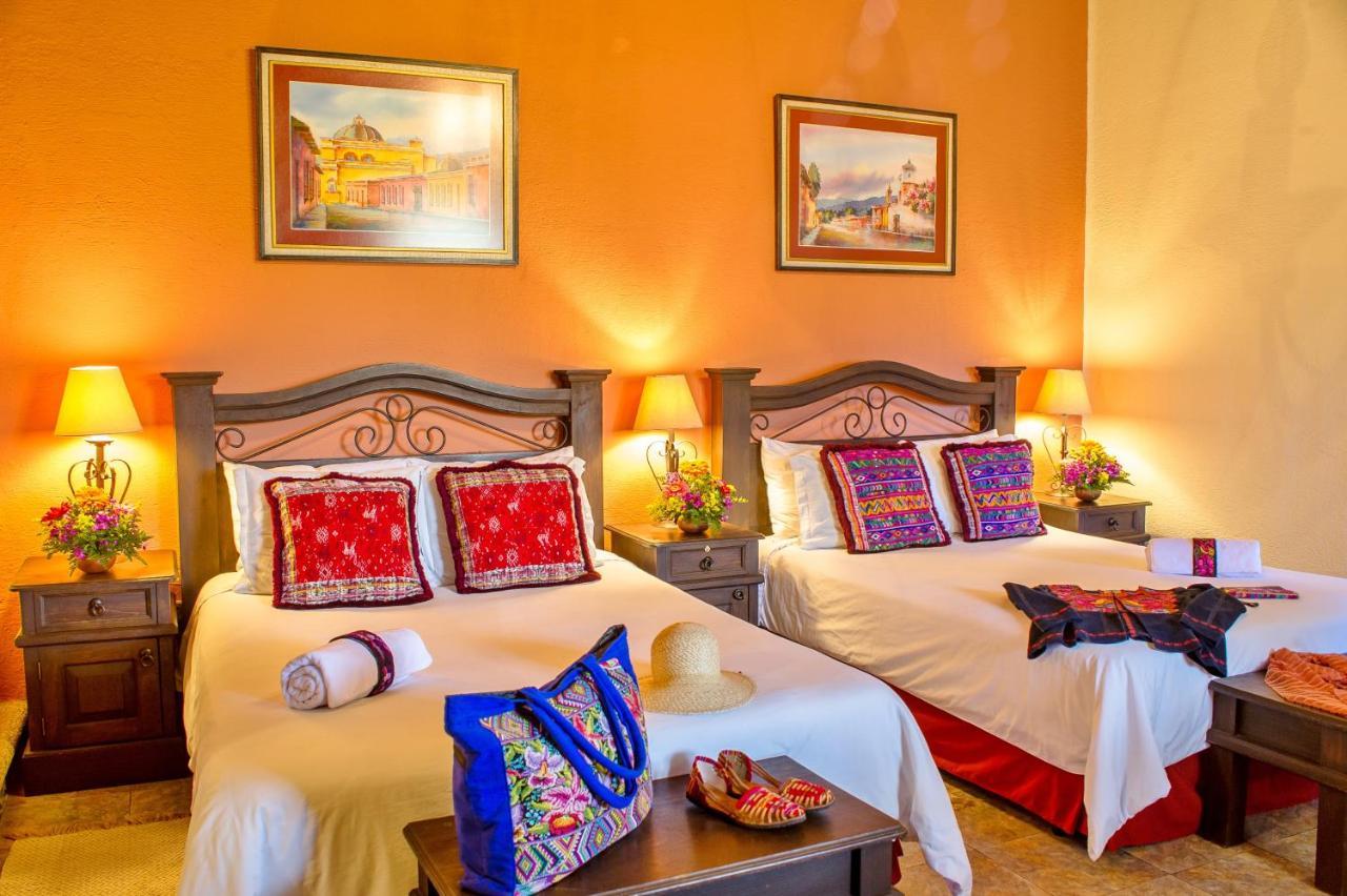 Hotel Casa Del Parque By Ahs Antigua Екстер'єр фото