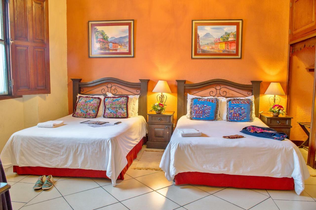 Hotel Casa Del Parque By Ahs Antigua Екстер'єр фото