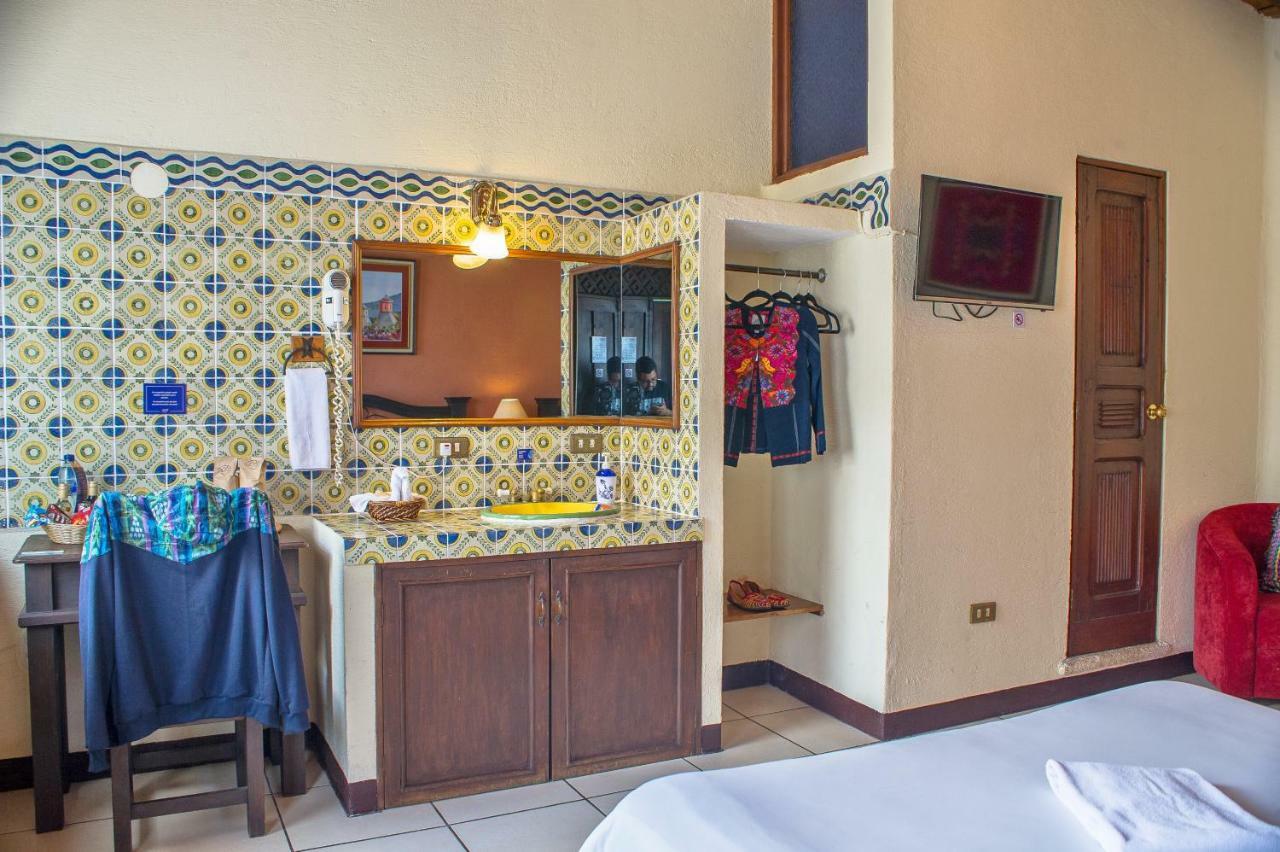Hotel Casa Del Parque By Ahs Antigua Екстер'єр фото